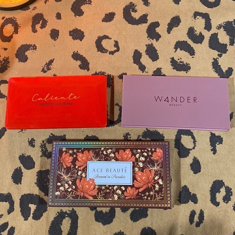 ACE Beauti Amazing Eye Shadow  / bronzer bundle !!!